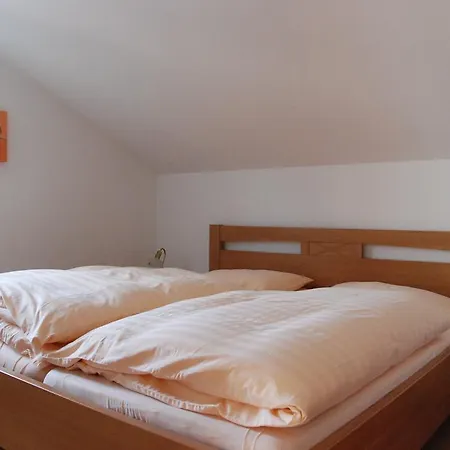 Fliegerstrasse Apartman *