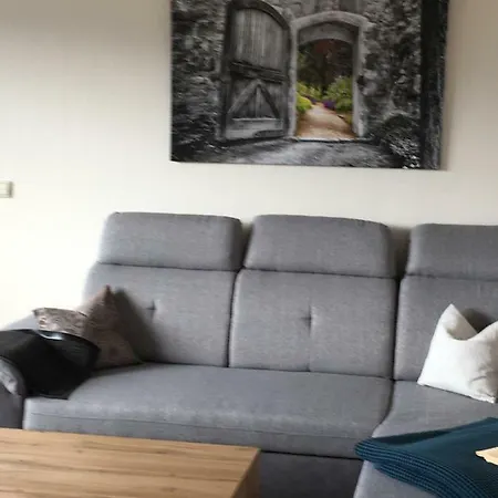 Fliegerstrasse Apartman *