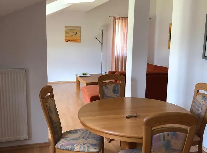 Апартаменты Fliegerstrasse Герсфельд